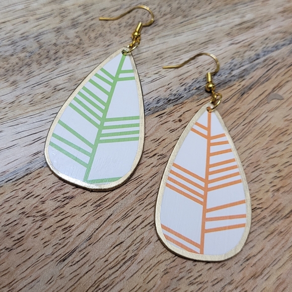HAND CRAFTED Orange Lime Leaf Teardrop Dangle Earrings - Picture 4 of 5